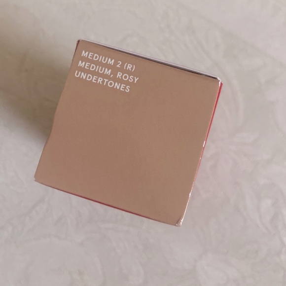 One/Size Beauty One Size Turn up the Base Foundation Medium 2 BNIB - Picture 7 of 14